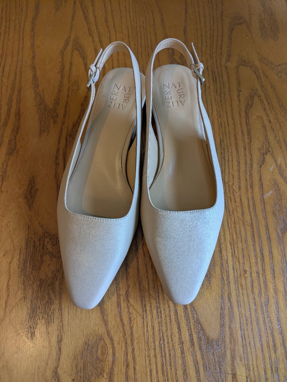 Naturalizer Beige Slingbacks 9W